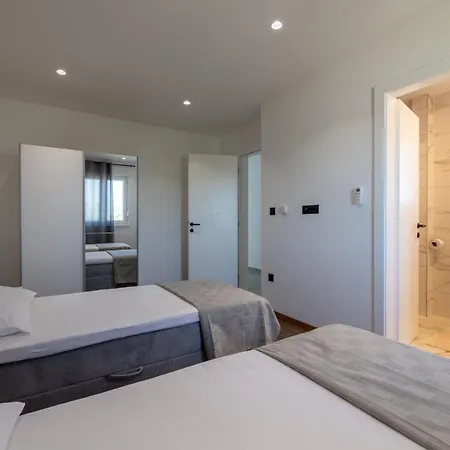 Villa C'Est La Vie Kaštela Extérieur photo