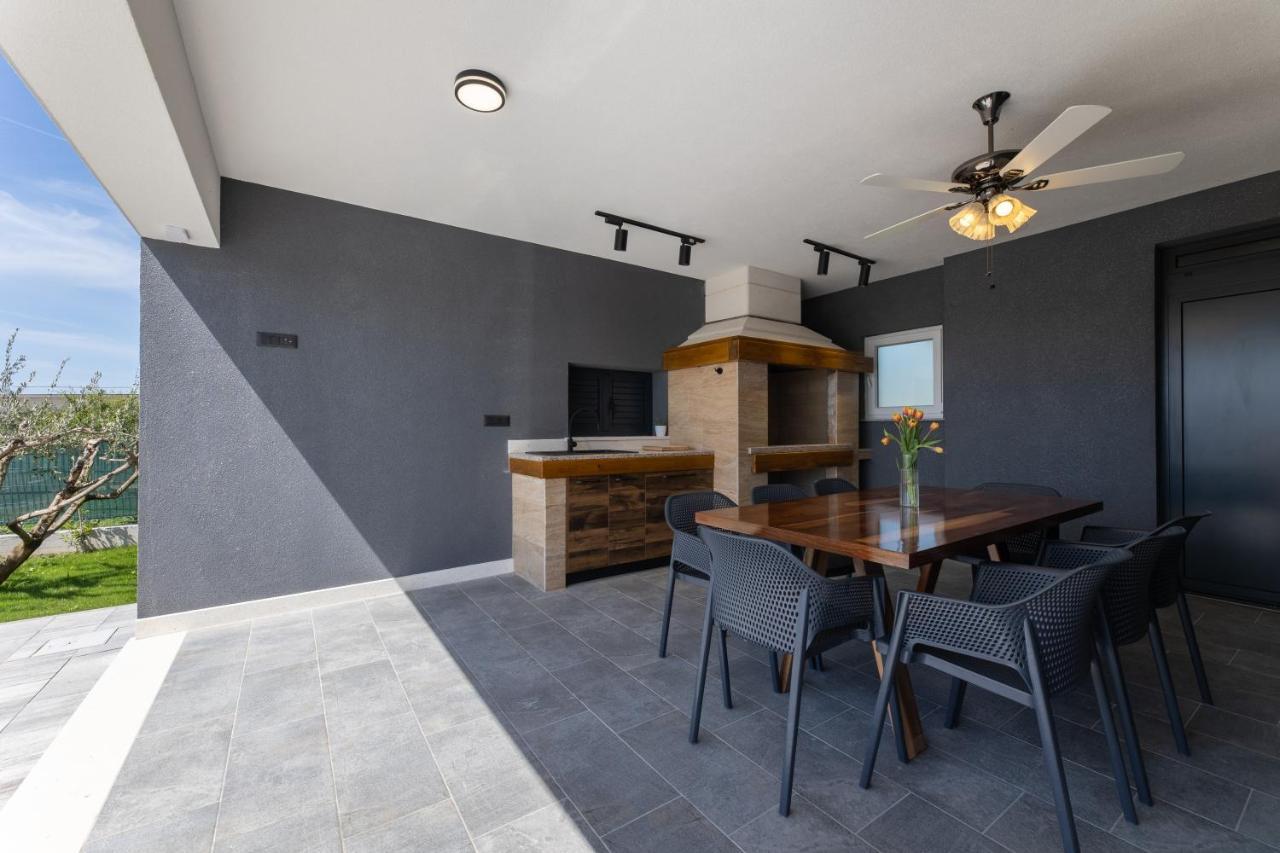 Holiday home C'est La Vie