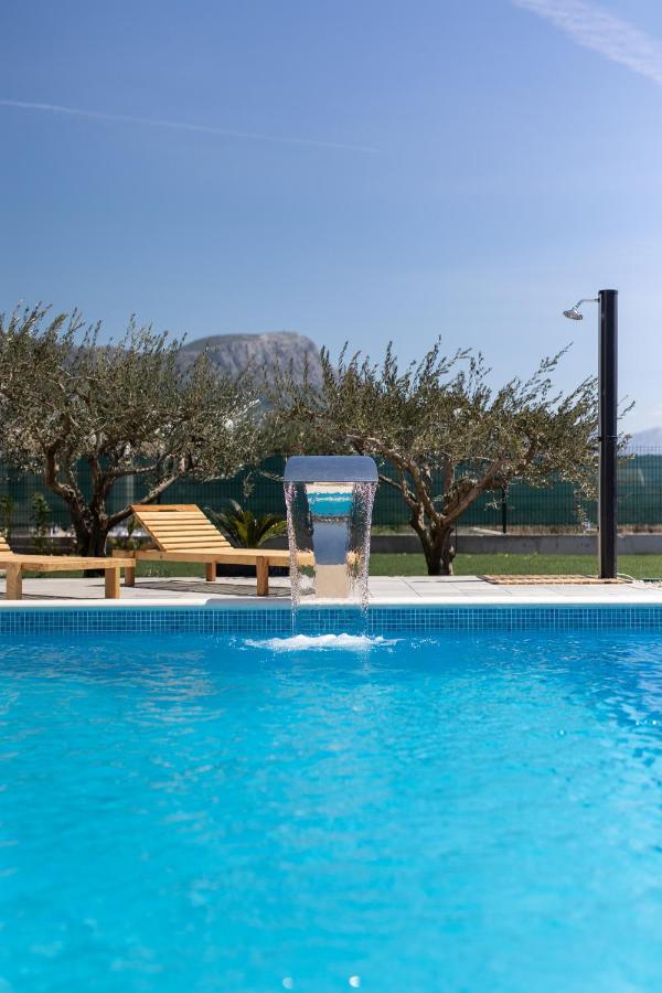 C'est La Vie Holiday home
